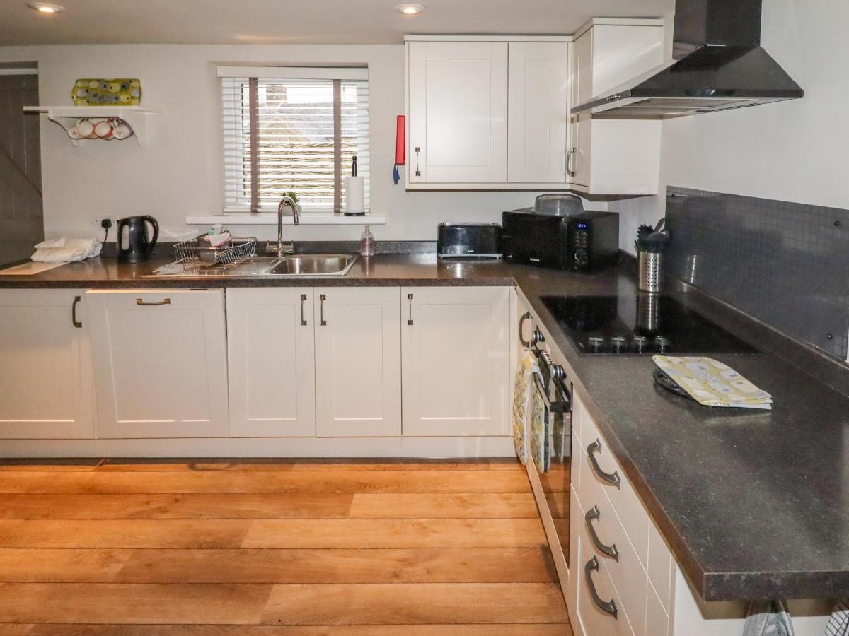 Lee House Cottage Cheddleton エクステリア 写真