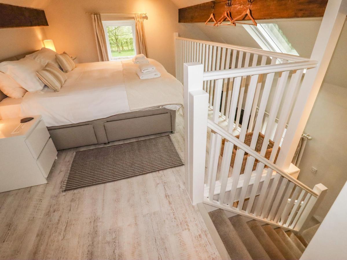 Lee House Cottage Cheddleton エクステリア 写真